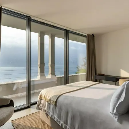 Royal With Magnificent Views